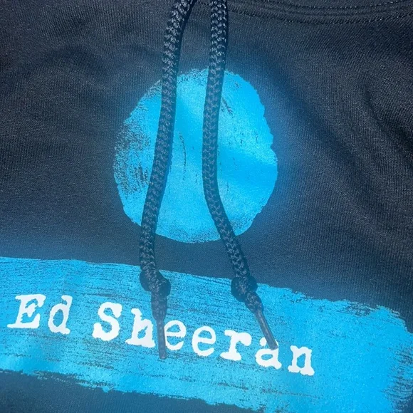 Ed Sheeran Divided tour hooded sweatshirt NWOT unisex but men’s size Small - Picture 6 of 9